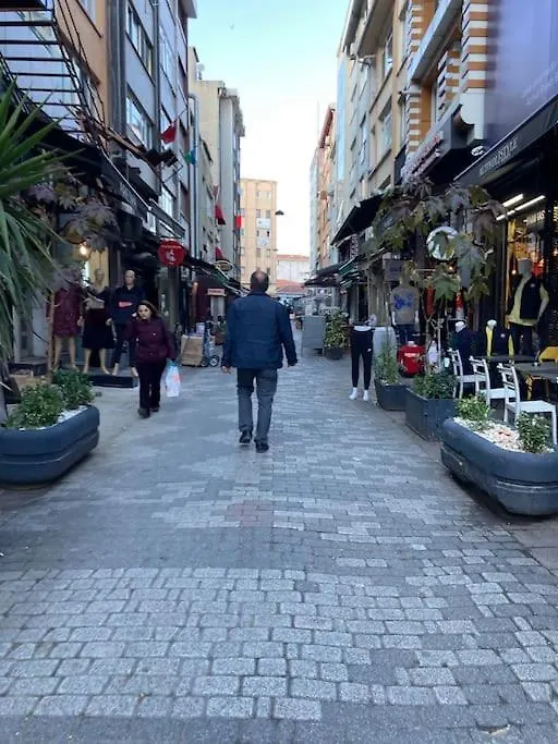 The Heart Of Kadikoy Daire İstanbul 0*,